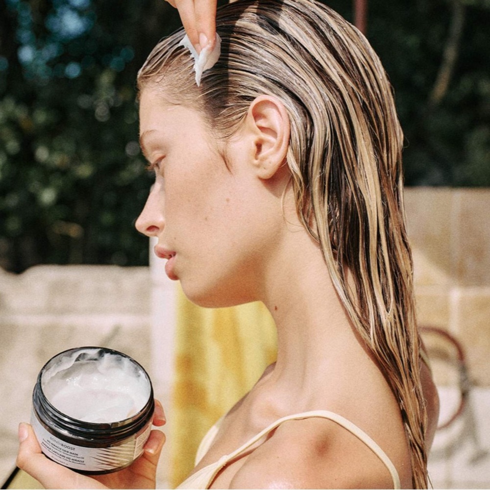BondiBoost Thickening Therapy Hair Mask - Picture 3 of 5